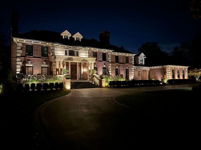 899 Lone Pine Rd, Bloomfield Hills, MI, 48302