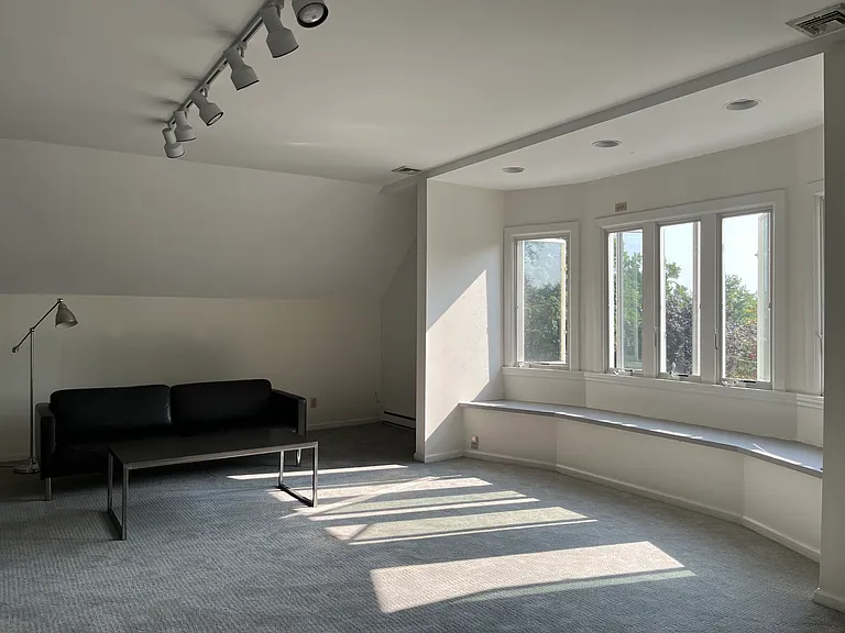 Beautiful bay window with built-in bench