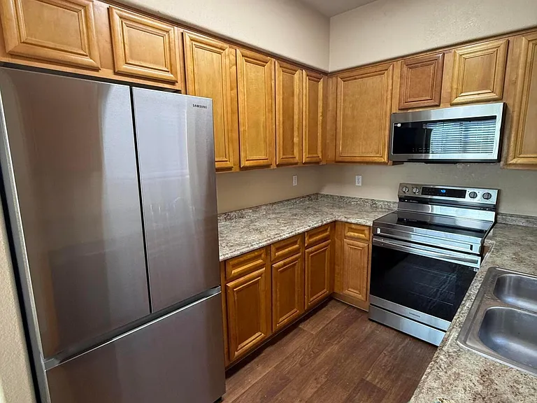 2834 E Tracy Ln #1 — Photo 21