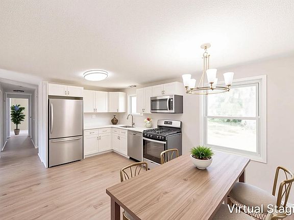 5th image of 2212 W Fairview Ln