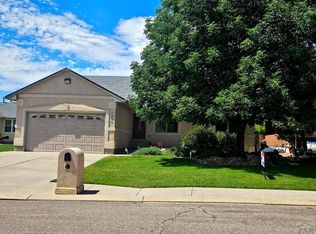 4899 Warbler Ct, Pueblo, CO 81008