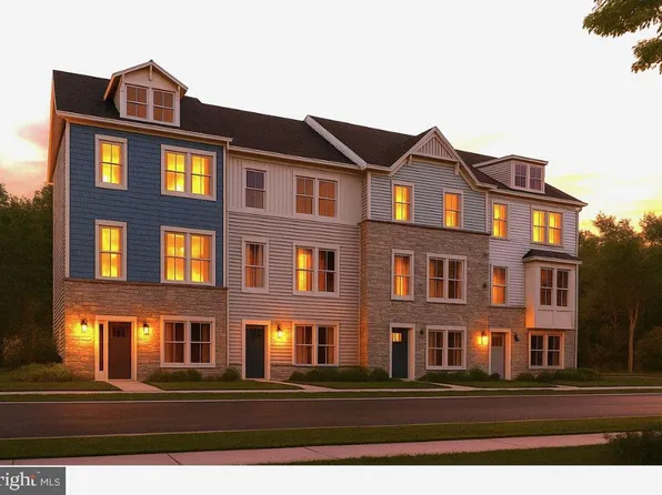 10681 Millport St, White Plains, MD 20695