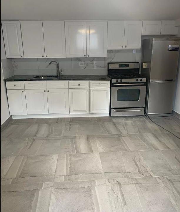 2nd image of 117 Sterling Ave