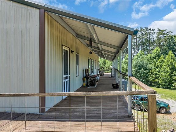 3rd image of 5688 Burkett Chapel Rd