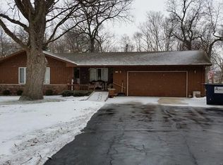 8505 Fish Hatchery Rd, Burlington, WI 53105