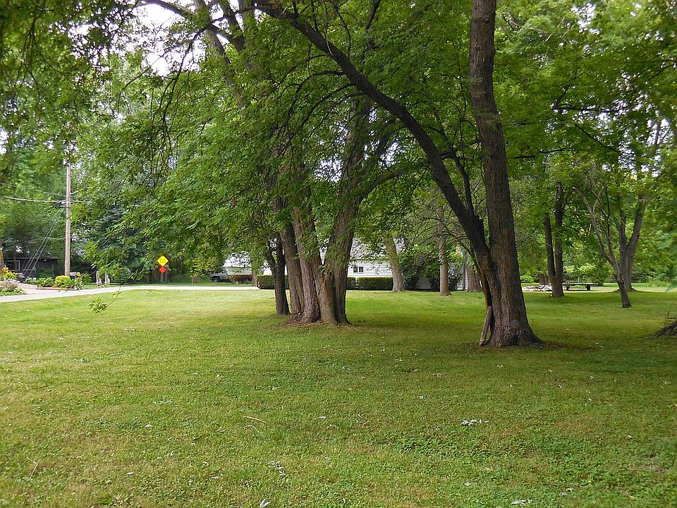 2nd image of 00 Lake Dr