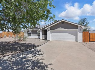24 Timothy Ct, Los Lunas, NM 87031