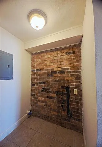 3315 Kabel Dr — Photo 7