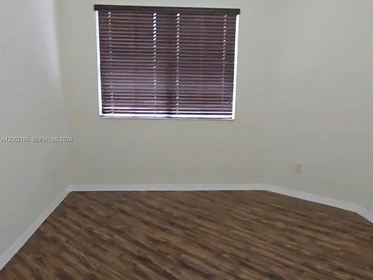 4917 SW 141st Ave #4 — Photo 32