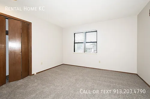 1940 E Lindenwood Cir — Photo 12