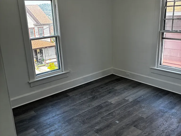 636 Russell Ave #636 — Photo 3