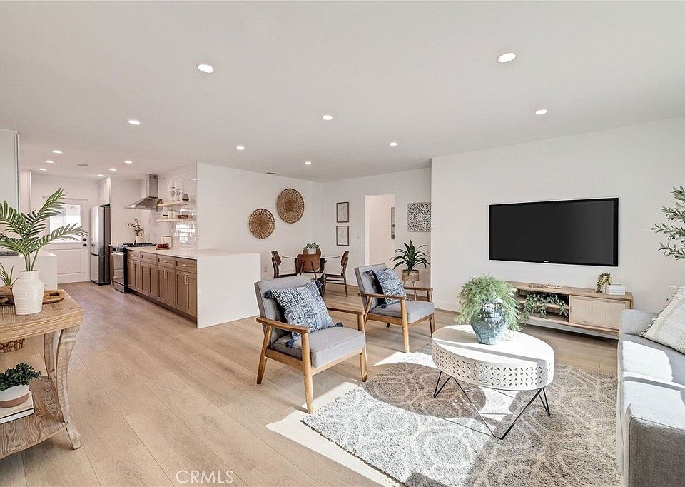 1st image of 22038 Ocean Ave