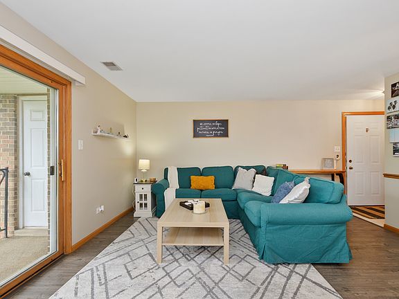 3rd image of 15255 West Ave #3S