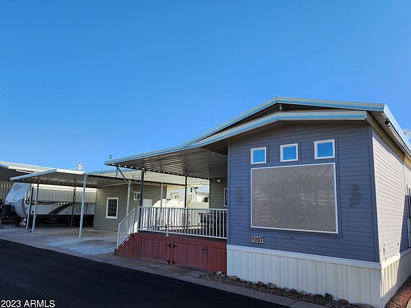 2nd image of 207 & 209 E Gila Blvd