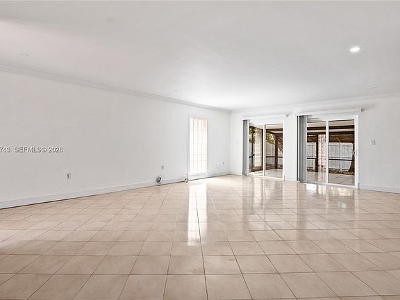 4th image of 12262 SW 10th St #3-8AI