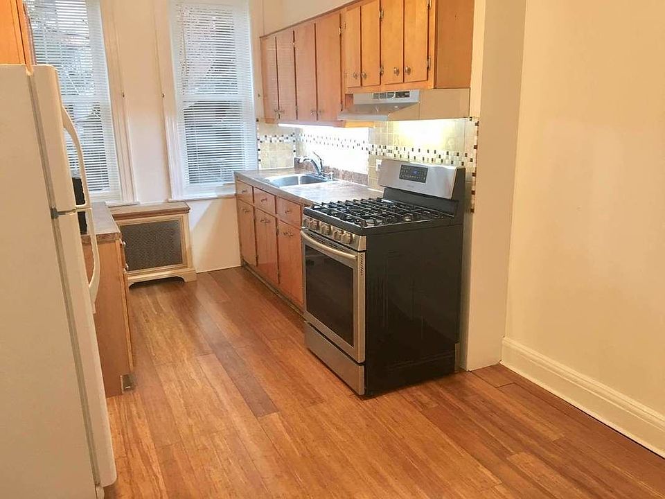 1st image of 3093 44th St APT 2L