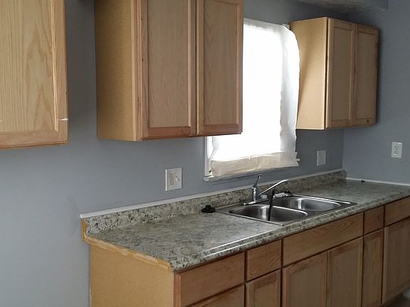4th image of 14805 Krems Ave