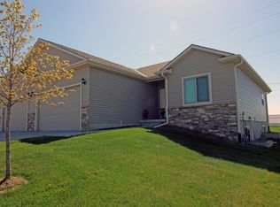 10102 S 179th St, Omaha, NE 68136