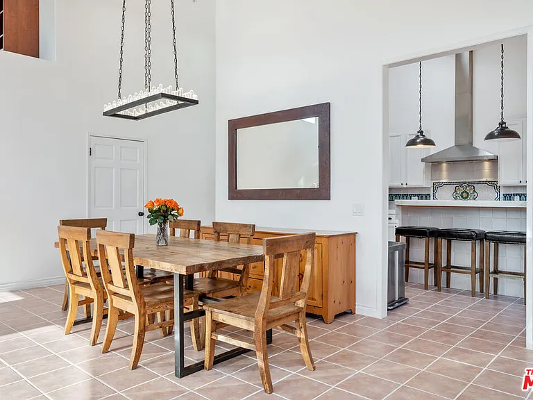 34136 Mulholland Hwy — Photo 12