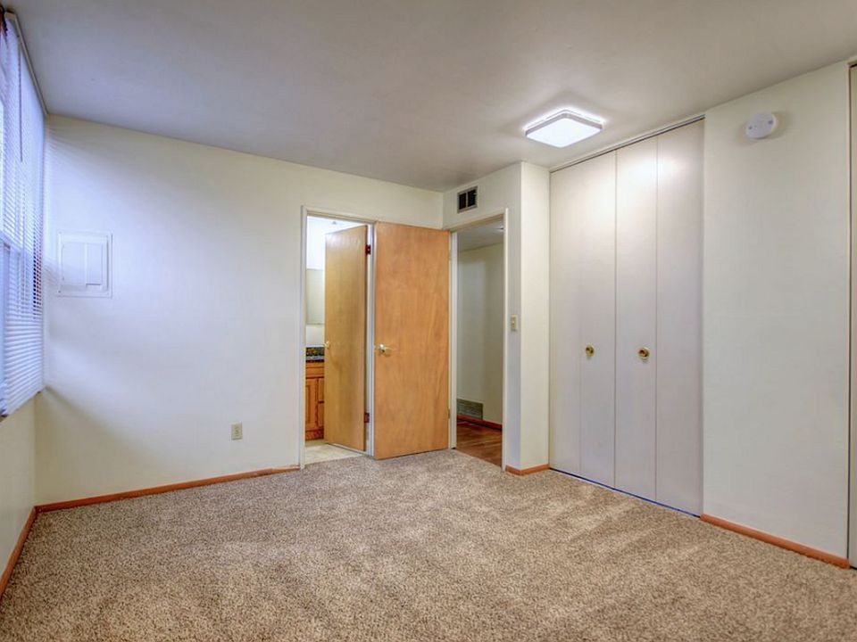 2nd image of 508 S Mattis Ave #4f232b523