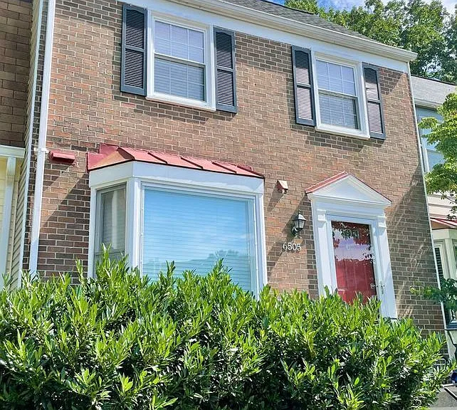 6505 Coachleigh Way — Photo 1