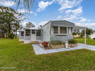 294 Fantasy Ct NE, Palm Bay, FL 32907