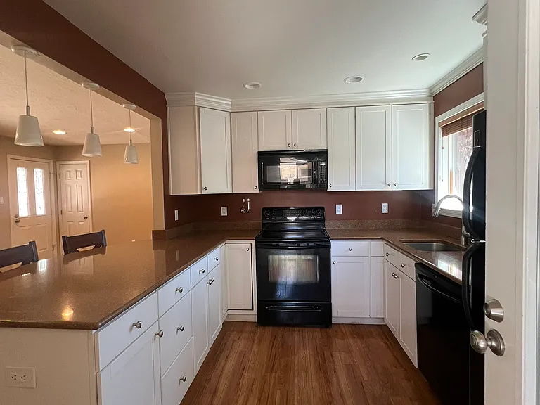 3380 Janet Dr — Photo 24