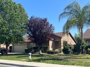 2409 Berkshire Rd, Bakersfield, CA 93313