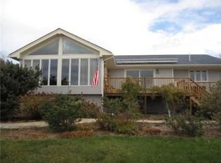 35 Summerfield Ln, Tiverton, RI 02878