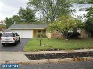 18 Normont Ln, Willingboro, NJ 08046