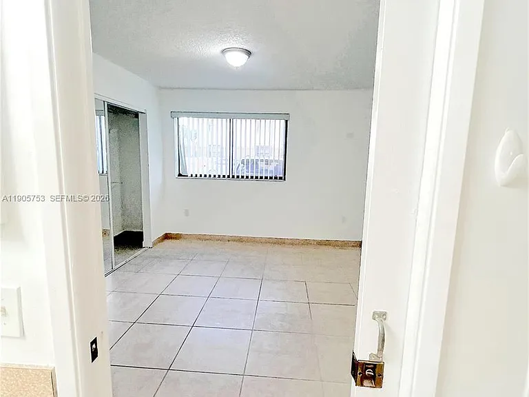 2740 W 63rd St #104 — Photo 26
