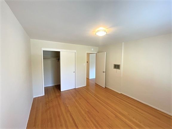 5th image of 615 Monterey Blvd #3