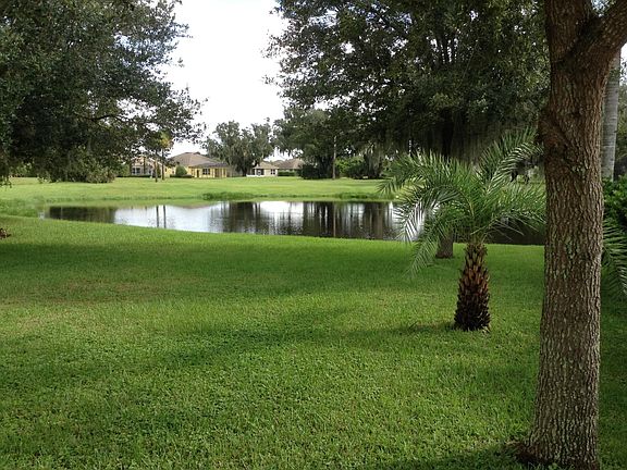 2nd image of 1825 Wedgewood Way