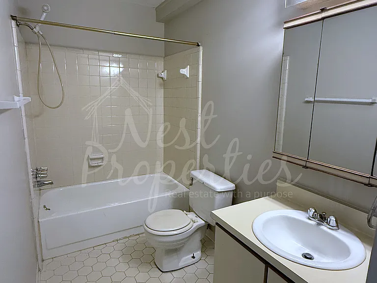 1211 Metze Rd #G3 — Photo 8