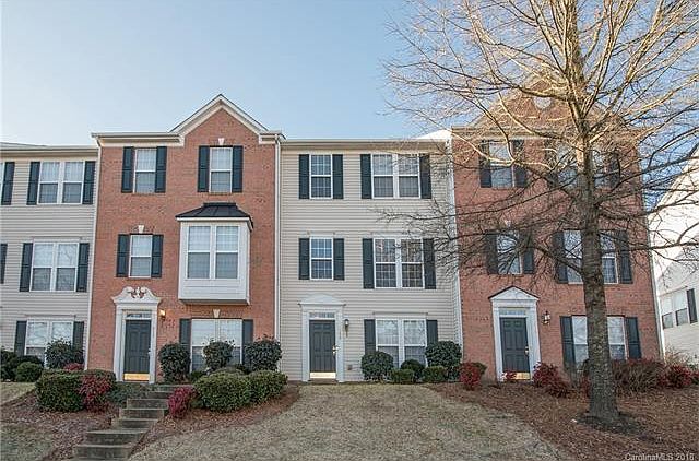1st image of 965 Tiger Ln
