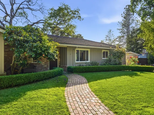 50 Oakcrest Ct, Napa, CA 94558