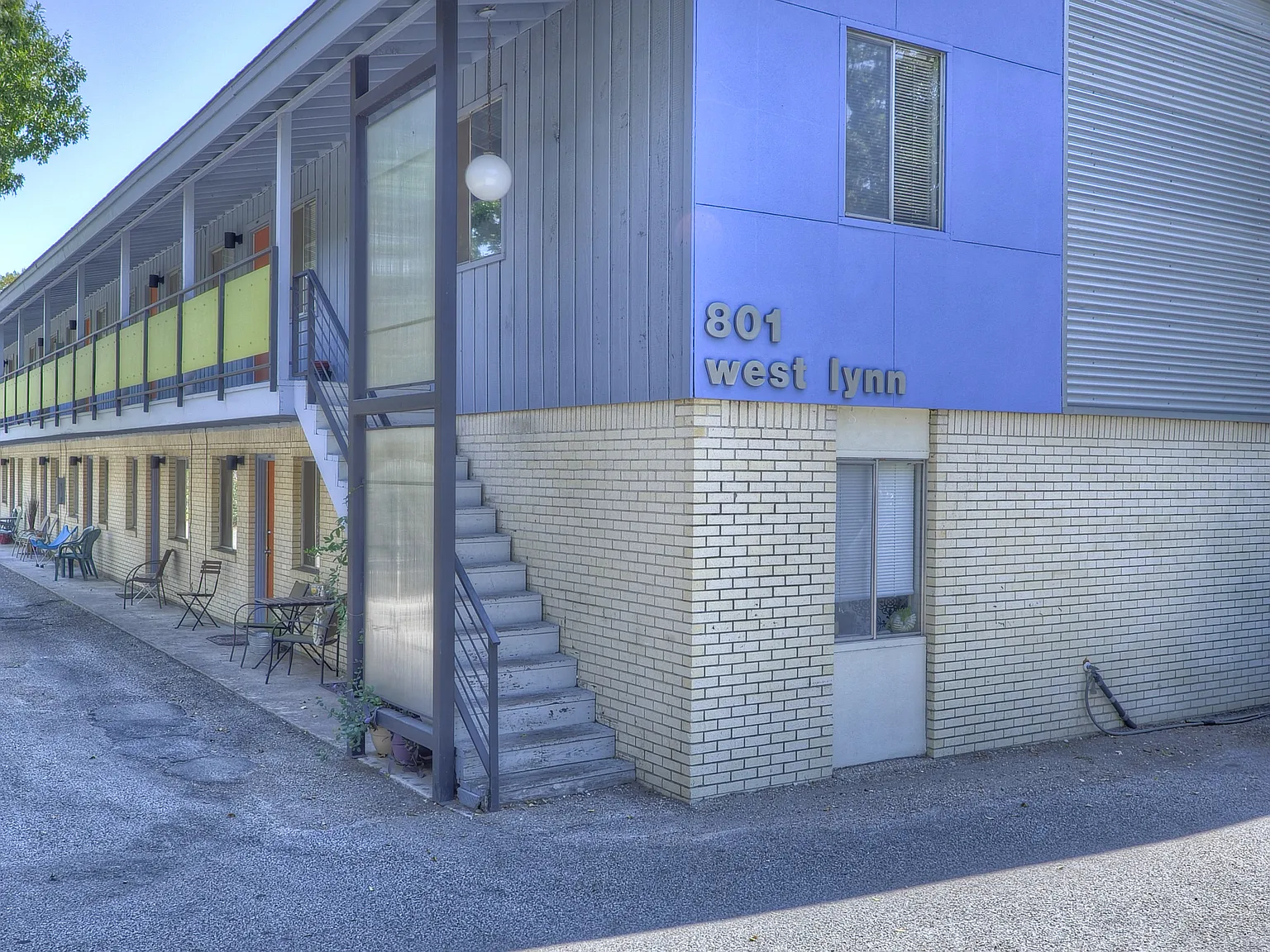 West Lynn — Photo 4