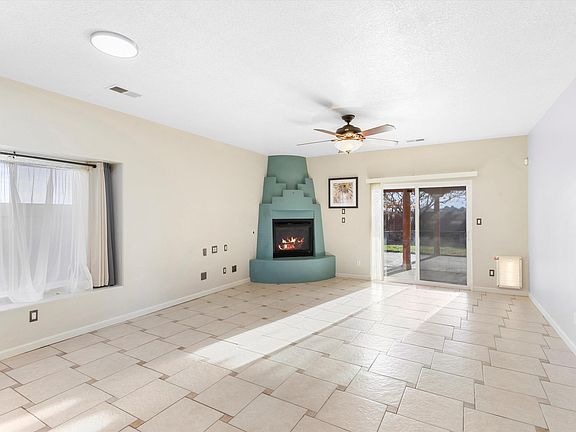 3rd image of 3844 Ophelia Ave NW