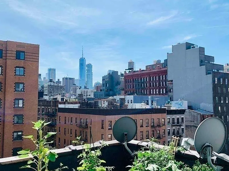 302 Mott St #1S — Photo 16