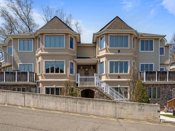 8 Rose Garden Way #202, Monsey, NY 10952