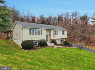 1073 Mountain Heights Rd, Front Royal, VA 22630