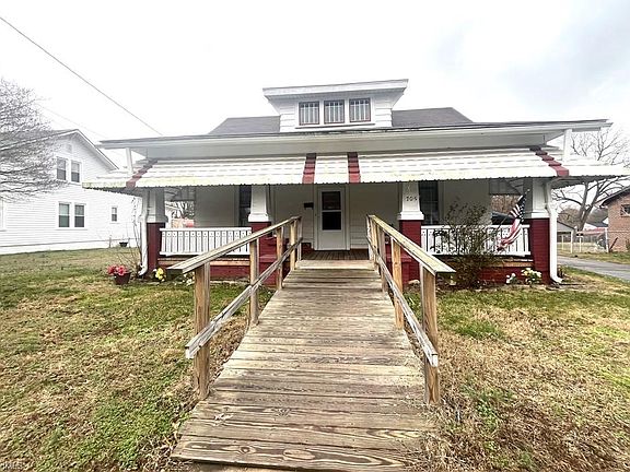 2nd image of 705 Wentworth St