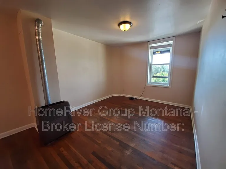 221 W Front St #3 — Photo 11