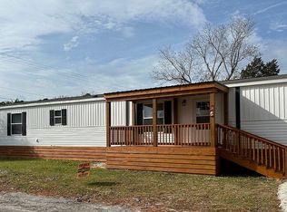 2050 Country Club Rd #24, Morehead City, NC 28557