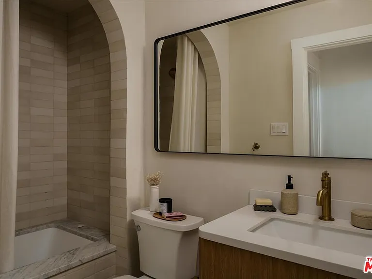1130 El Paso Dr — Photo 21