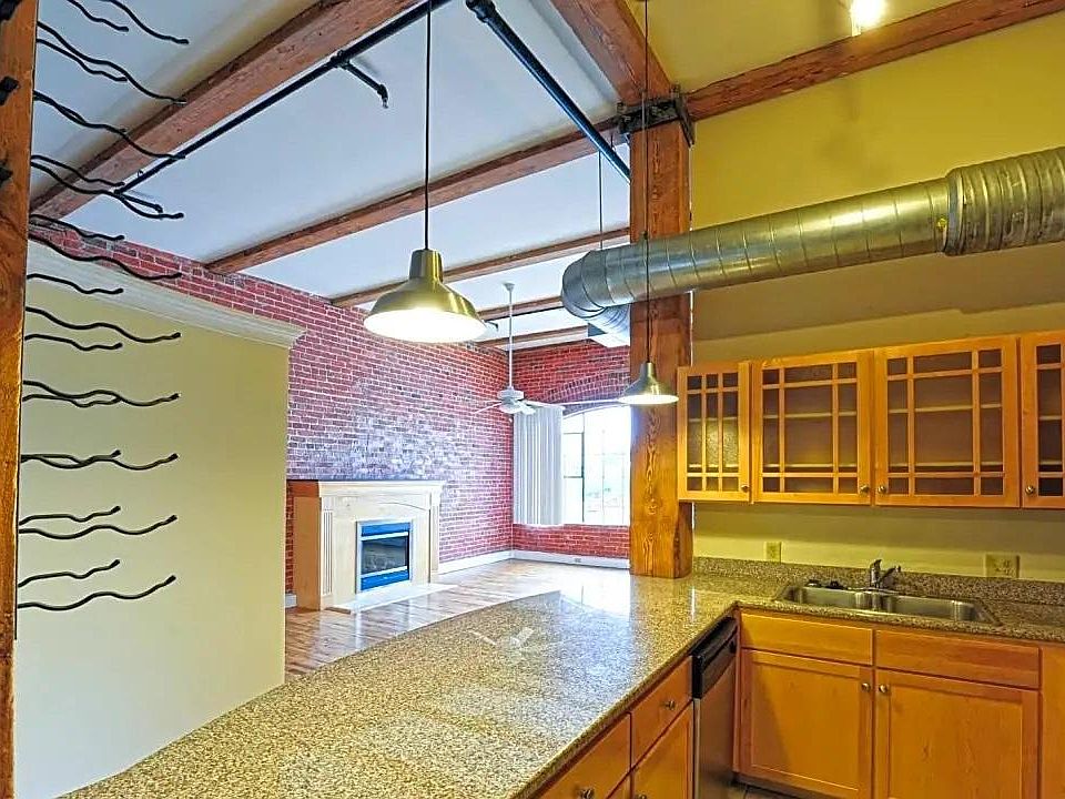 1st image of 333 Oliver Hill Way APT 201