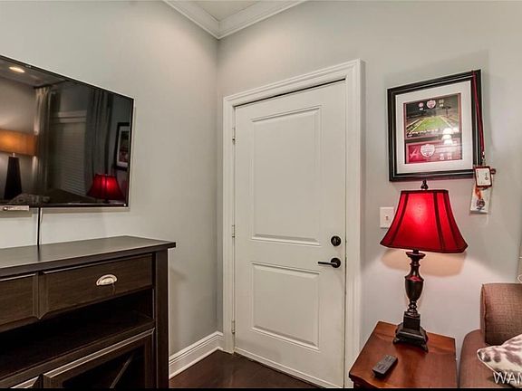 5th image of 1426 Paul W Bryant Dr APT 3