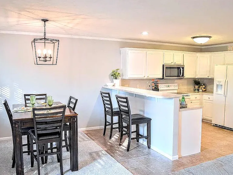 8900 Sicily Ln — Photo 11