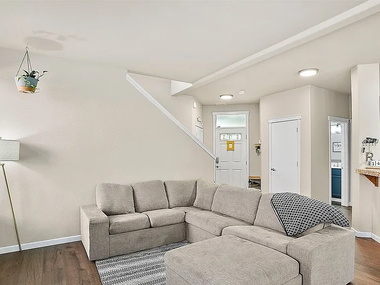 4706 Natalee Dr SE — Photo 6