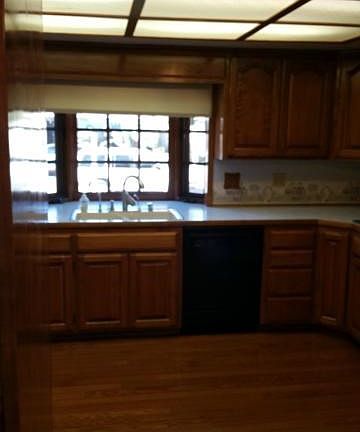 3rd image of 15514 Allingham Ave